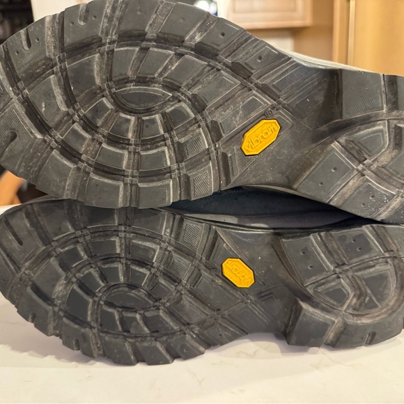 Asolo Women's Hiking Boots - Gray and Olive Goretex Vibram Sole / 10 - Picture 11 of 13